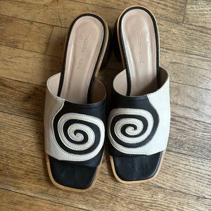 Paloma Wool Black and White Spiral (tornado) Heels! Size 40 EU | Leather & Wood